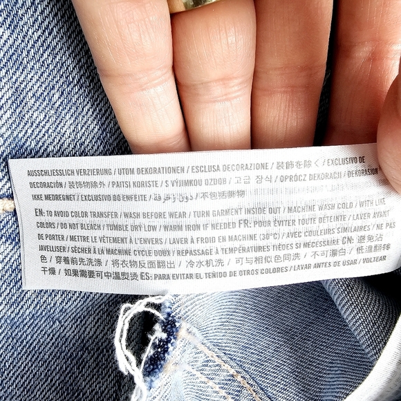 Hollister Light Wash Semi-Cropped Frayed Denim Jean Jacket with Pink Stitching - Picture 10 of 10